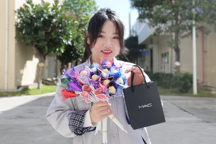 C7���ֹ���-�����ɼ��Ƿ�,����Ʒ�Ƶ�ʵ��