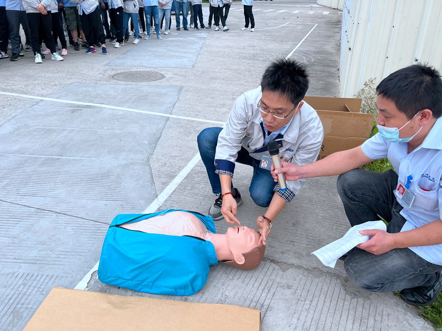 C7���ֹ���-�����ɼ��Ƿ�,����Ʒ�Ƶ�ʵ��