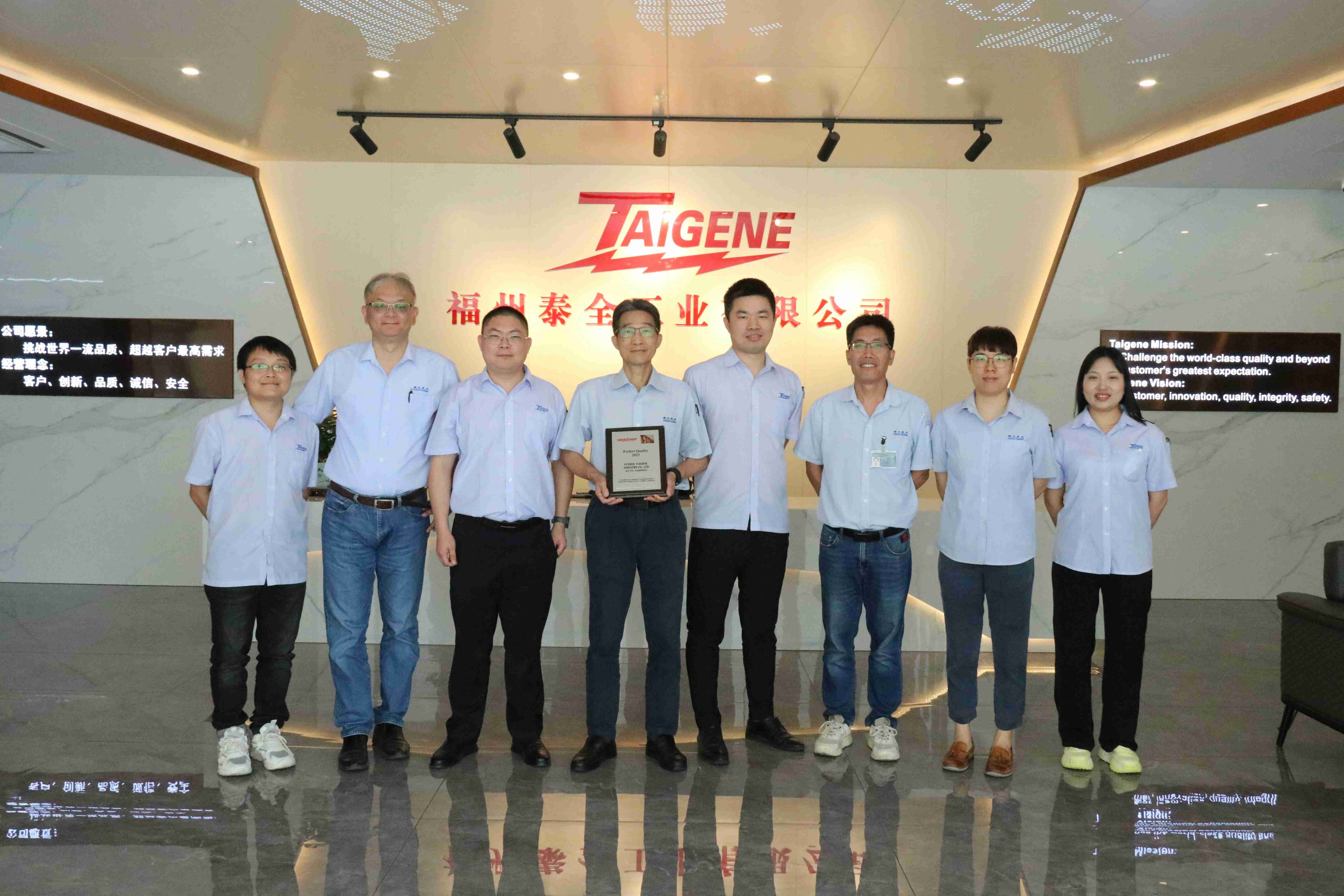 C7���ֹ���-�����ɼ��Ƿ�,����Ʒ�Ƶ�ʵ��